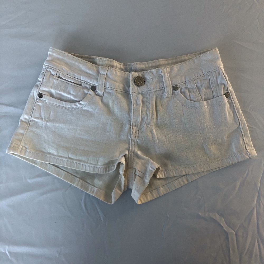 Low Rise Denim Shorts in White
